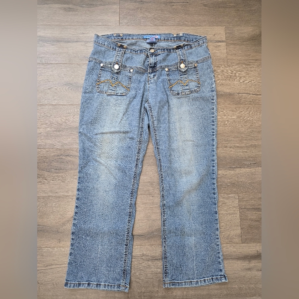 Y2K Apollo Jeans Straight Leg Capri Lowrise Front Pockets Button Detail Sz 11/12